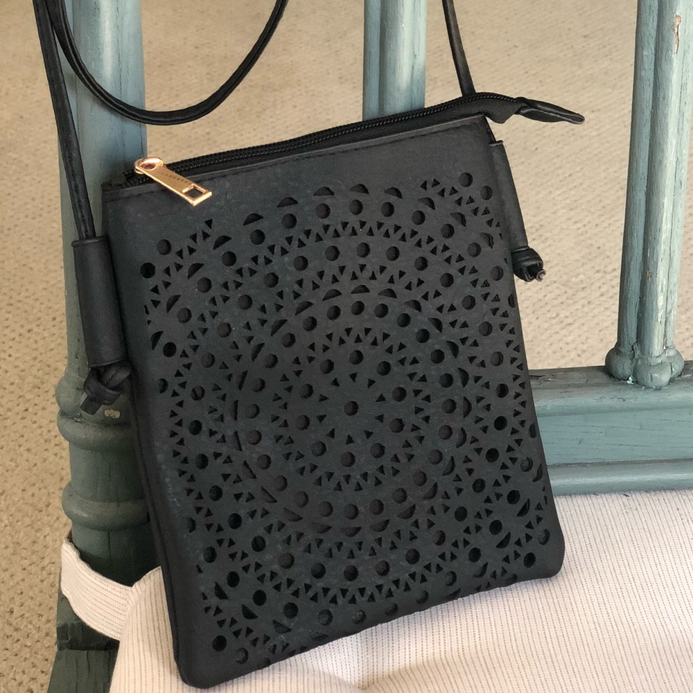Black Crossbody